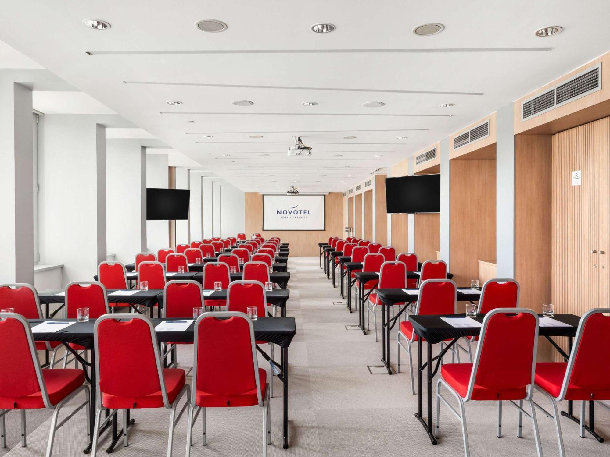 Hotel Novotel Danube