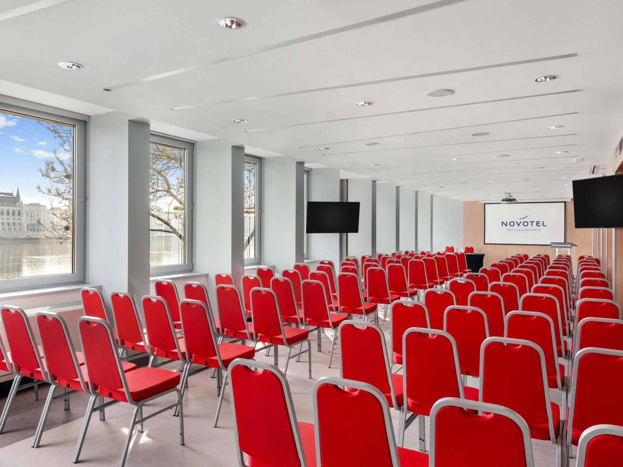 Novotel Danube