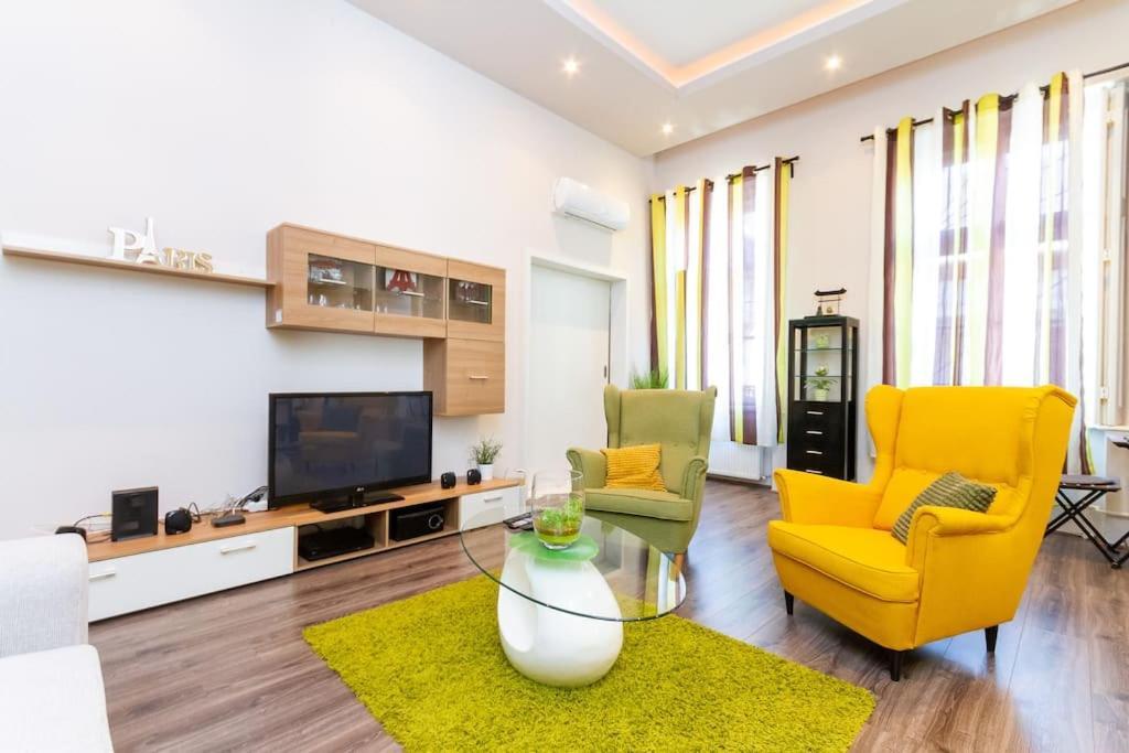 Apartamento Galerie Grandeur With 2br By Newave *