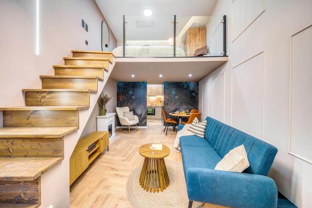 Modern Oasis In Roekk Street By Newave * Budapest