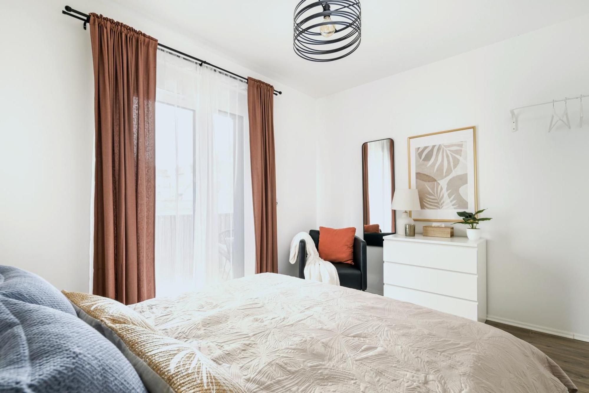 Marone Flow New With Parking Budapest