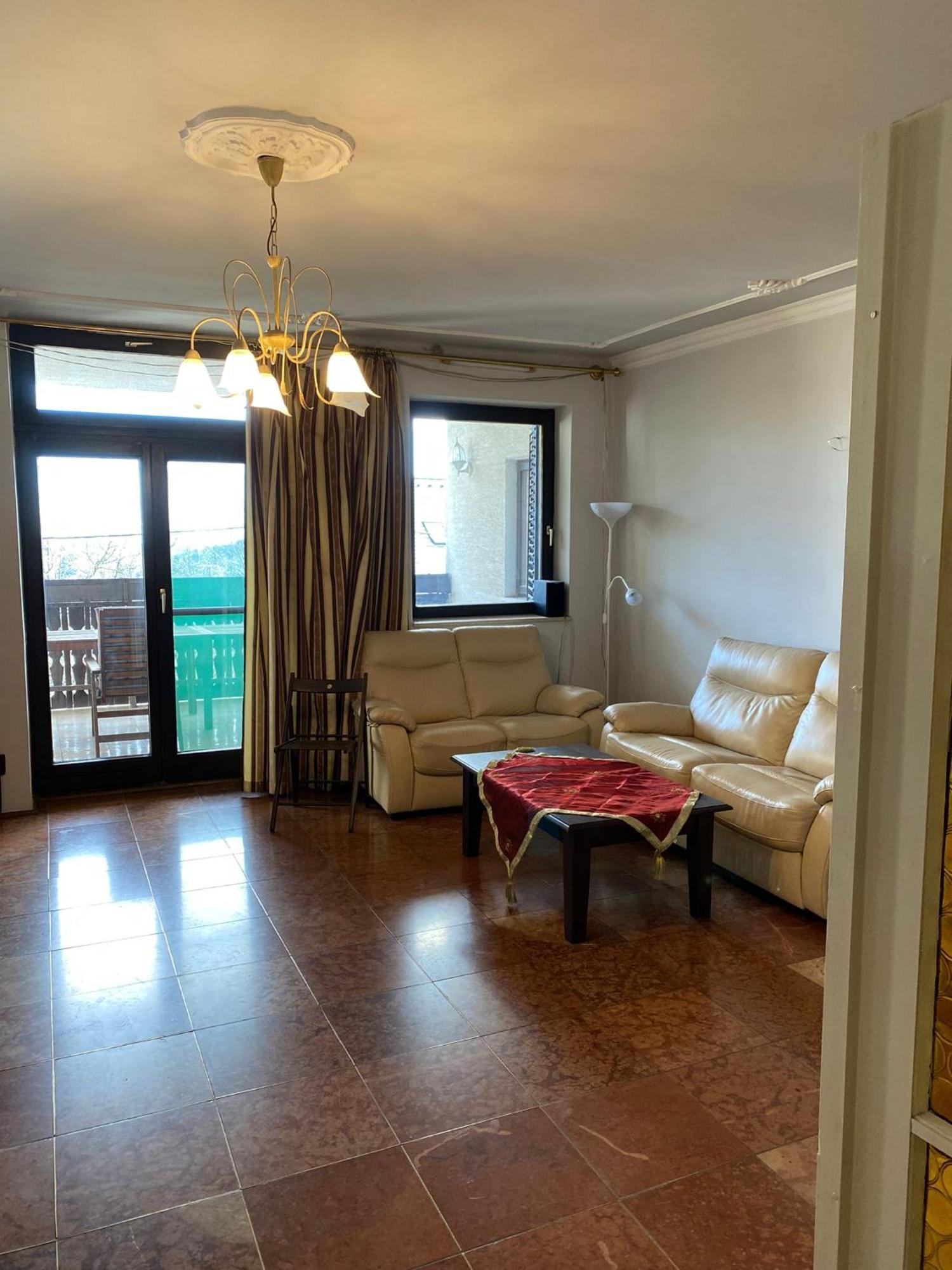 Luxury 3 Bedroom In A Forest 10min Drive From Center Budapest