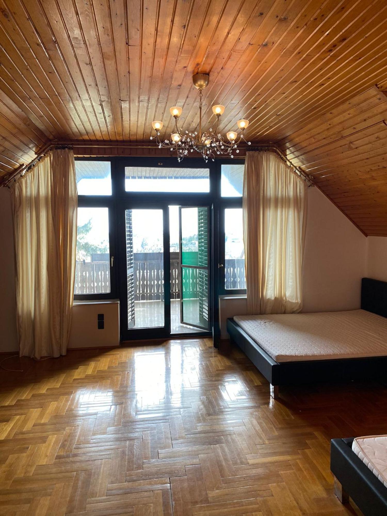 Luxury 3 Bedroom In A Forest 10min Drive From Center Villa Budapest