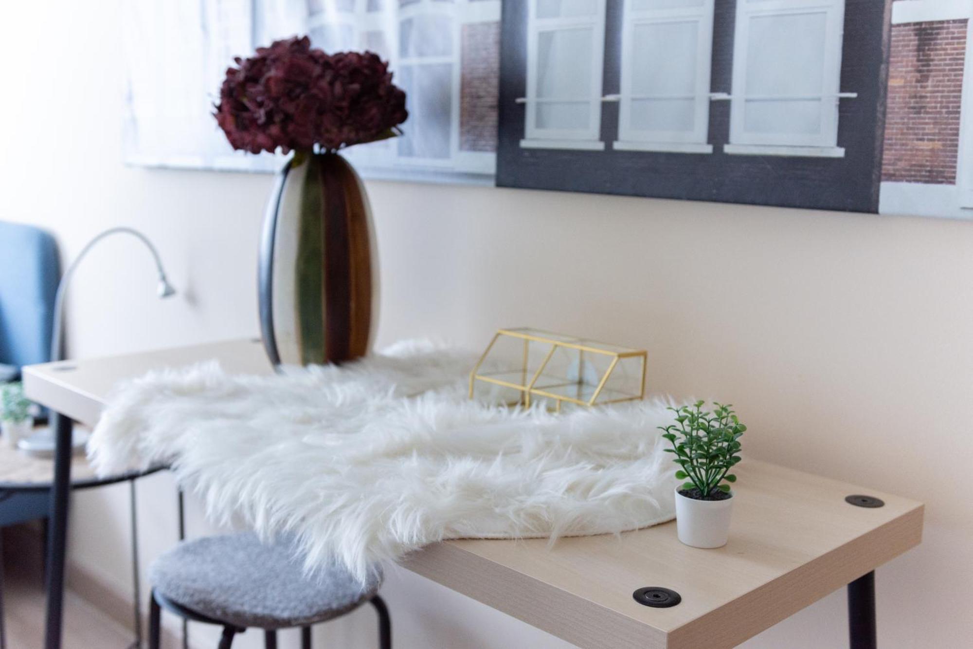 Apartamento Quiet In The Bustling Center *