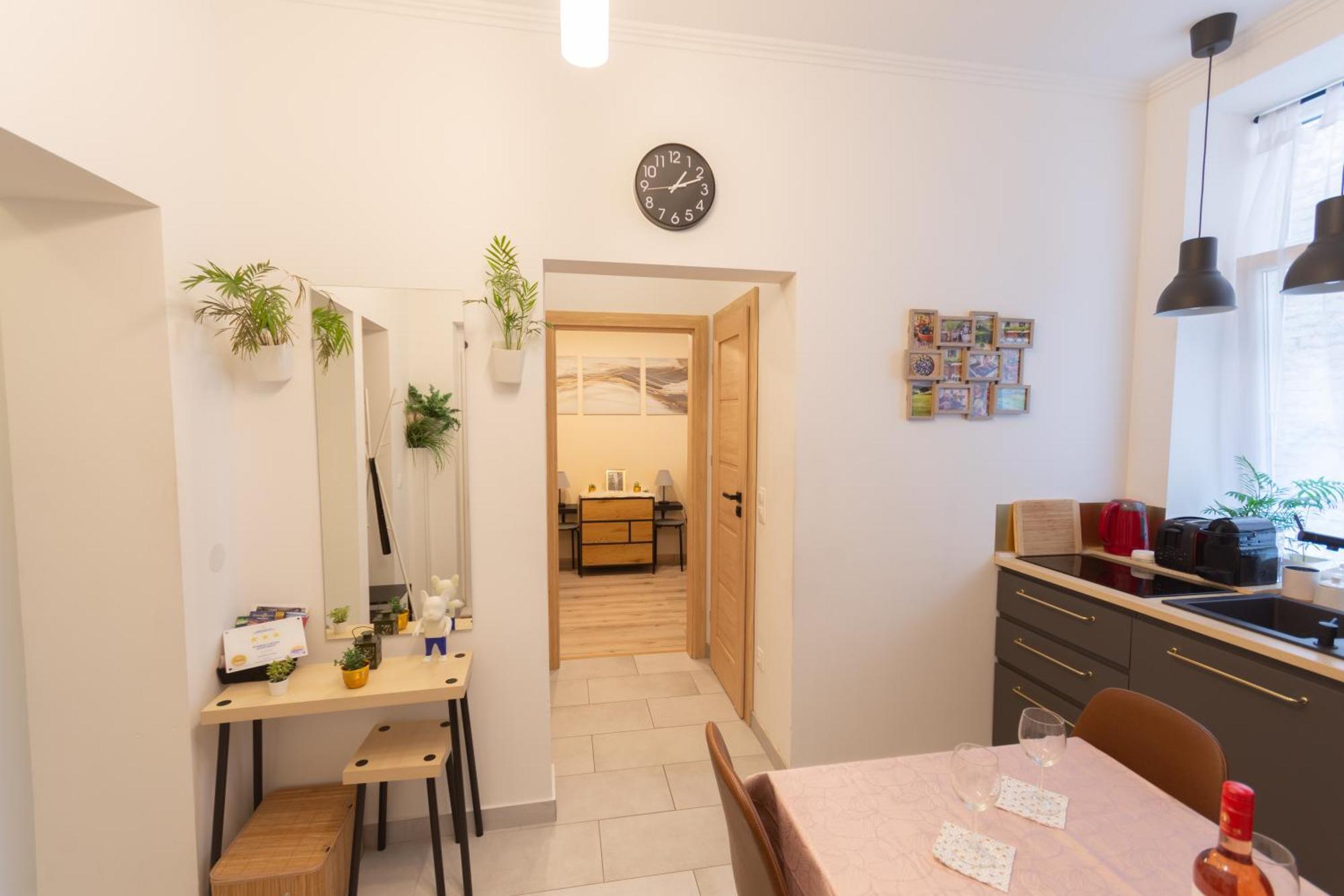Apartamento Quiet In The Bustling Center