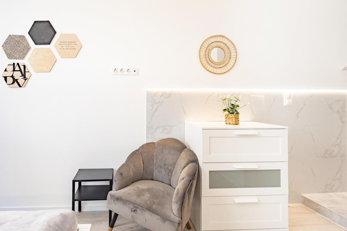 Ultra - New - Comfy Budapest