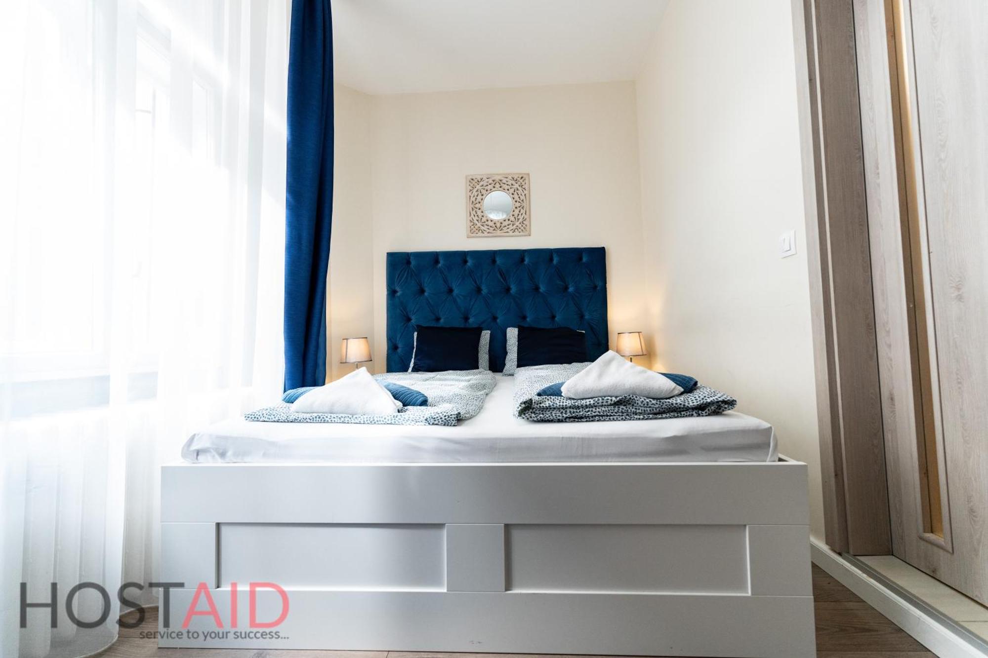 Dh30 - - Hostaid * Budapeszt
