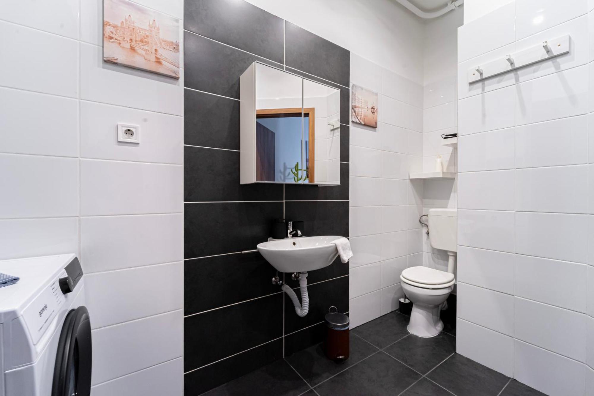 Premium With 4 Bedrooms 3 Bathrooms Budapest
