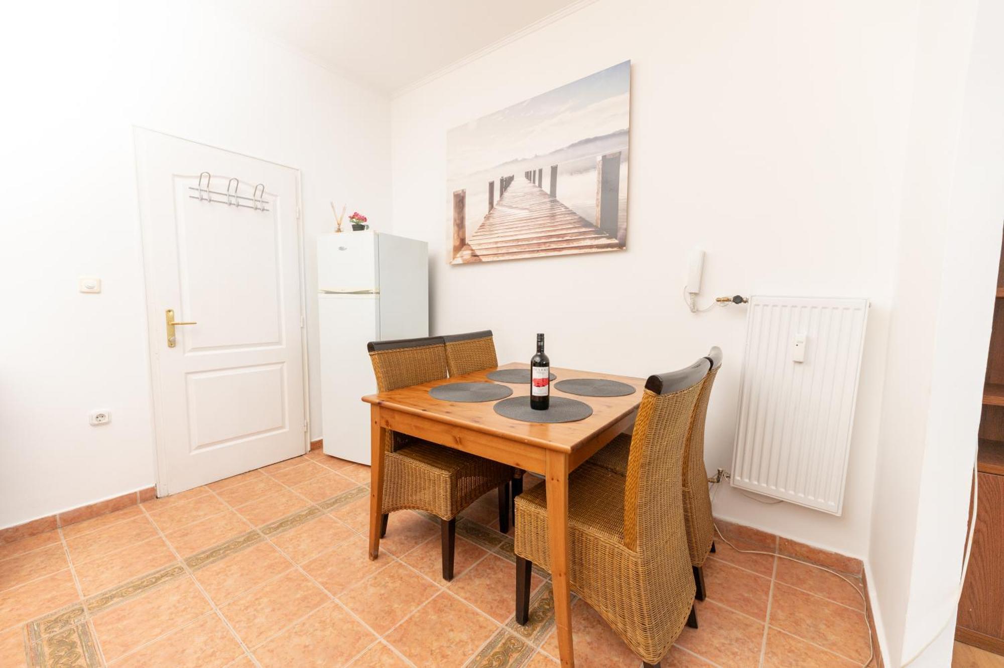 Danube Dwelling Asboth 19-1 Lejlighed *