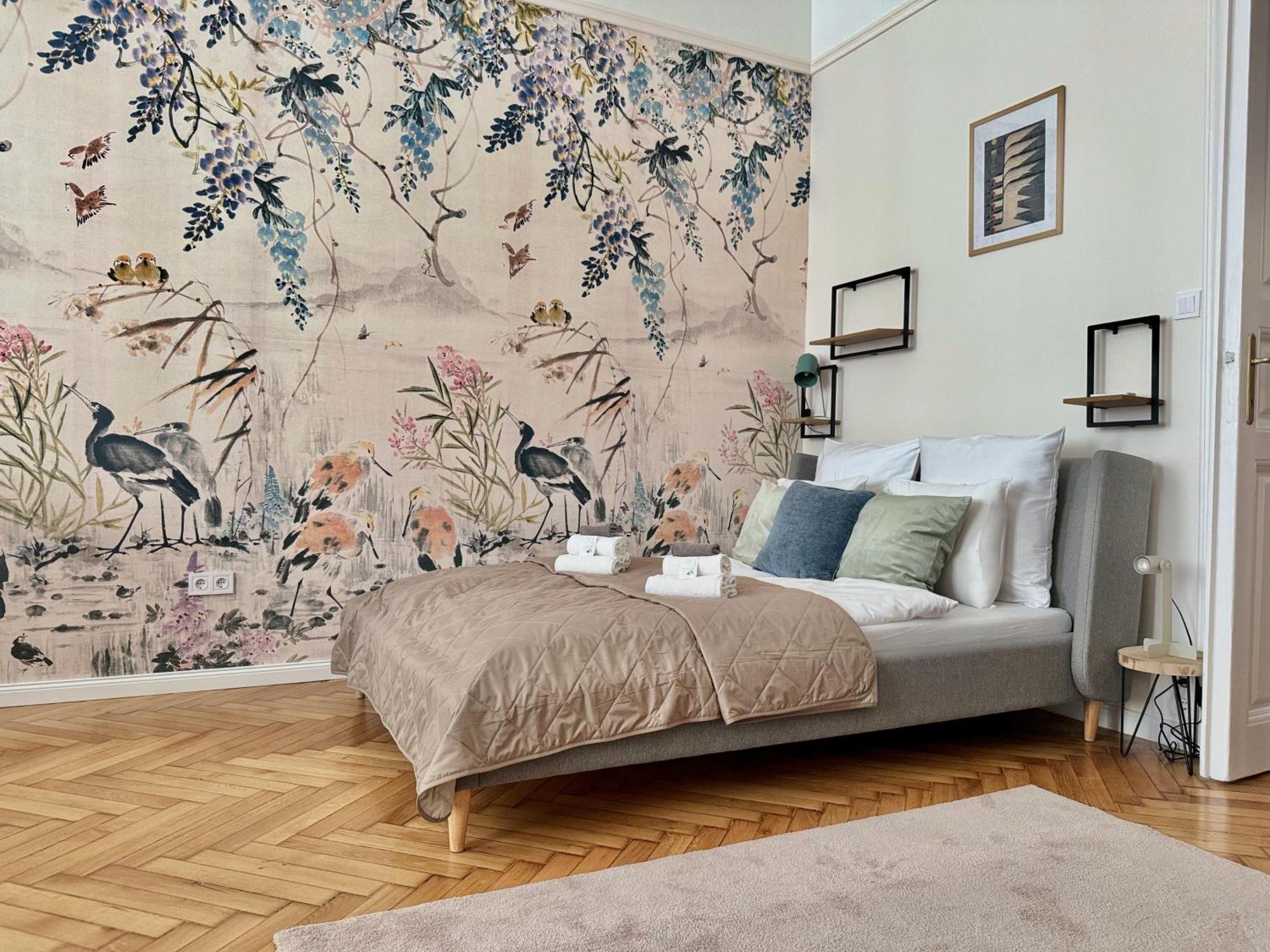 Standard By Hi5-paulay Ede * Budapest