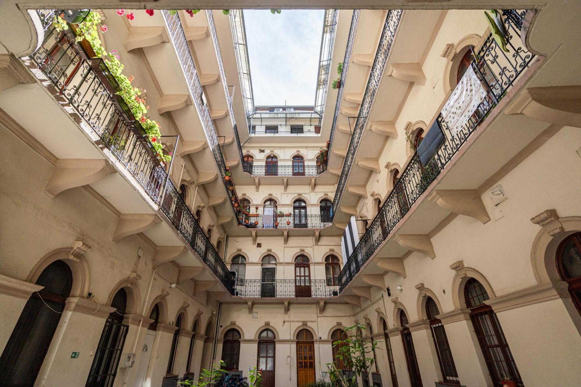 Appartement Cosmopolitan - Chic Getaway In A Fancy Neighbourhood *