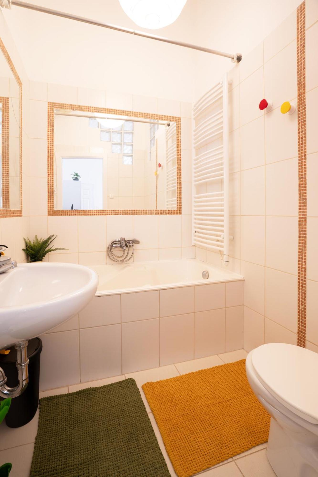 Cosmopolitan - Chic Getaway In A Fancy Neighbourhood * Budapest