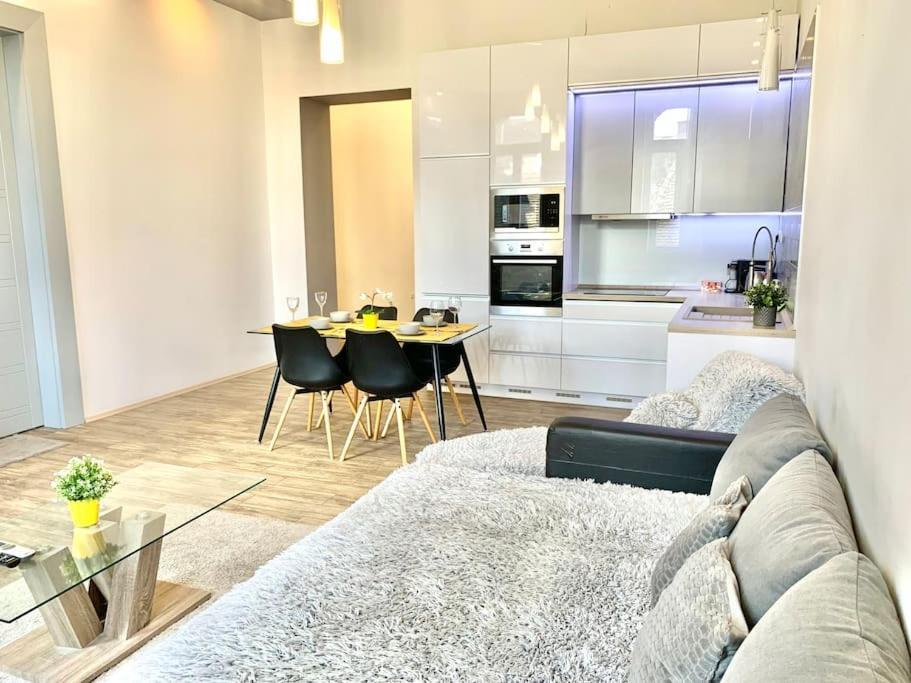 Central Sunny 3 Apartman