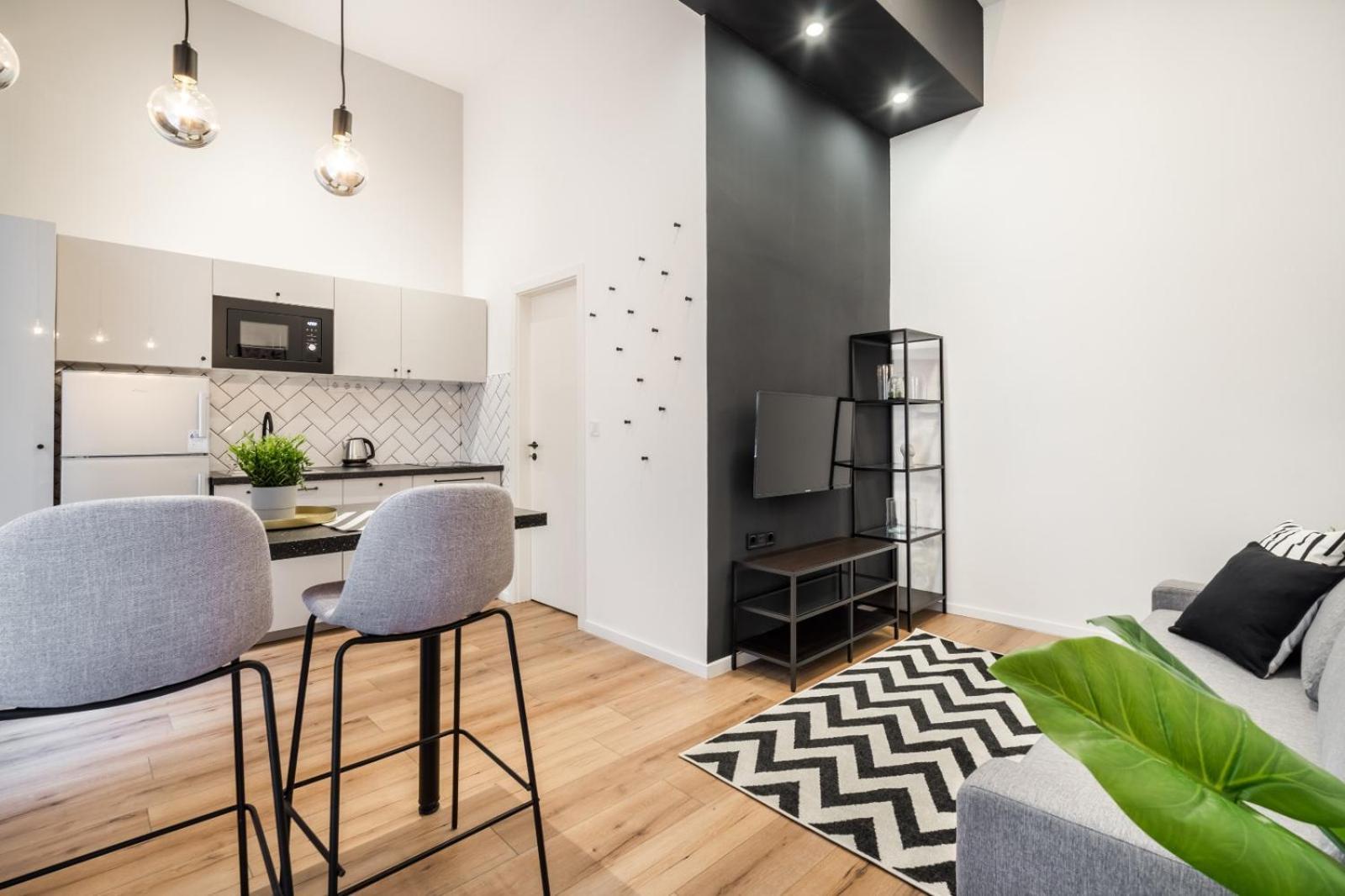 Appartement E32 - Oktogon Panorama Suite - Best Location - By Bqa *