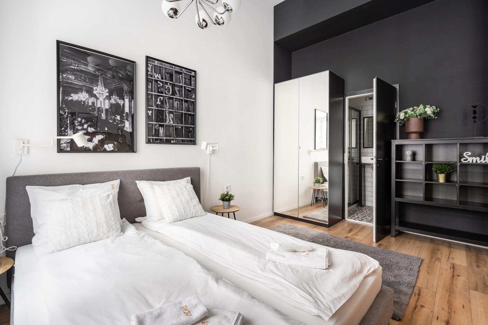 Appartement E32 - Oktogon Panorama Suite - Best Location - By Bqa