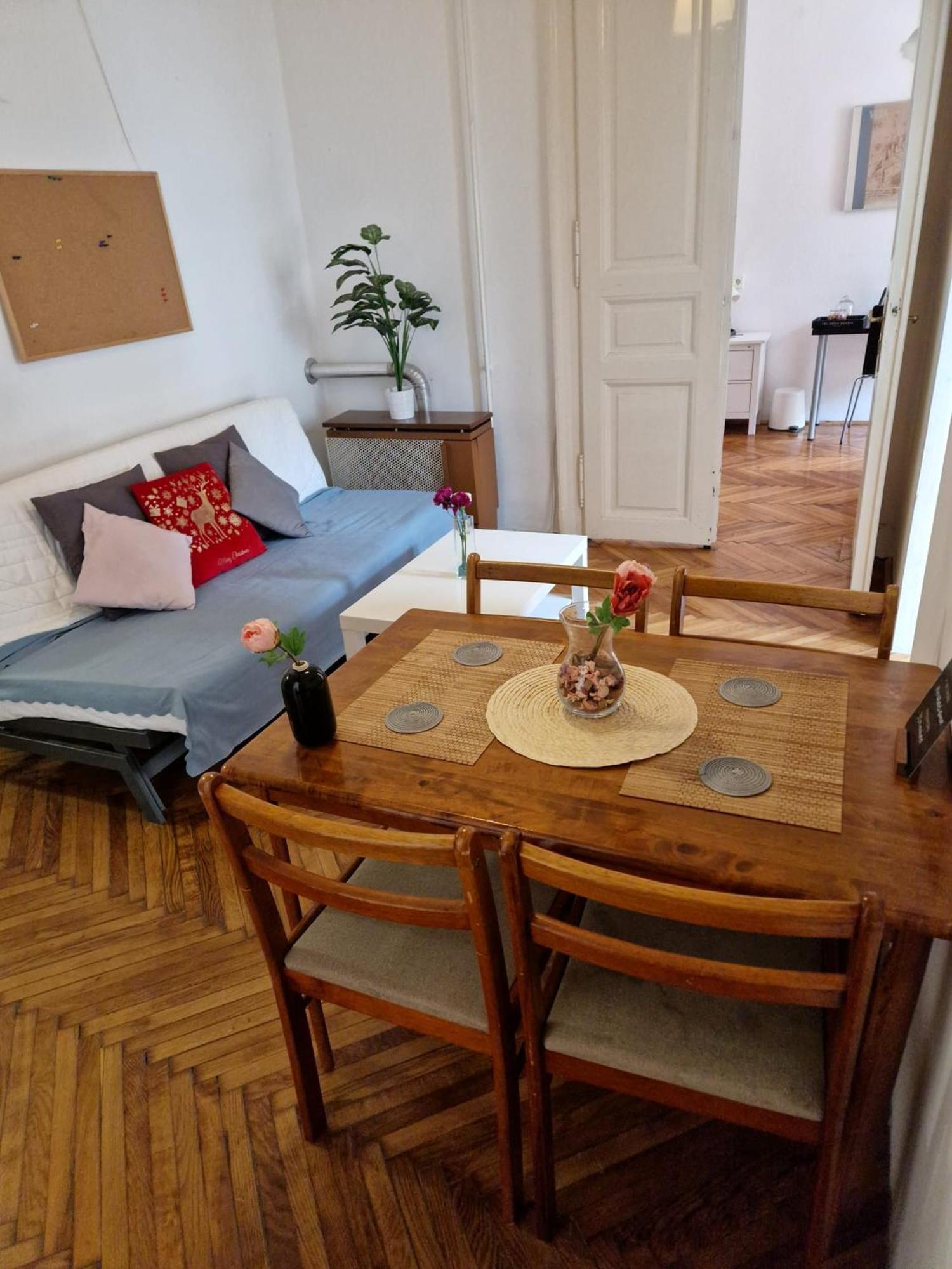 The Five-bedroom Haven Appartamento Budapest