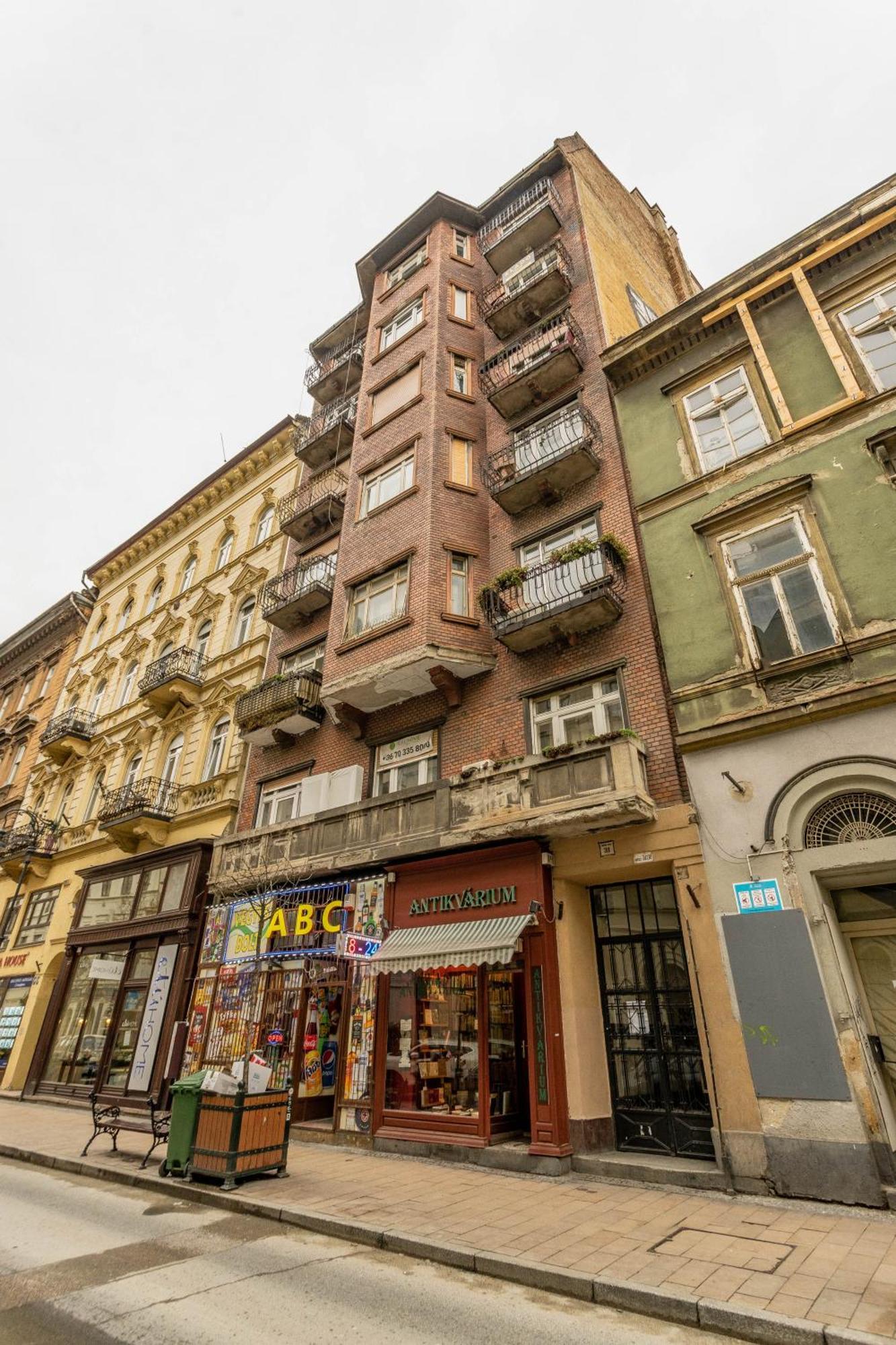 Kiraly By Stn Apartman