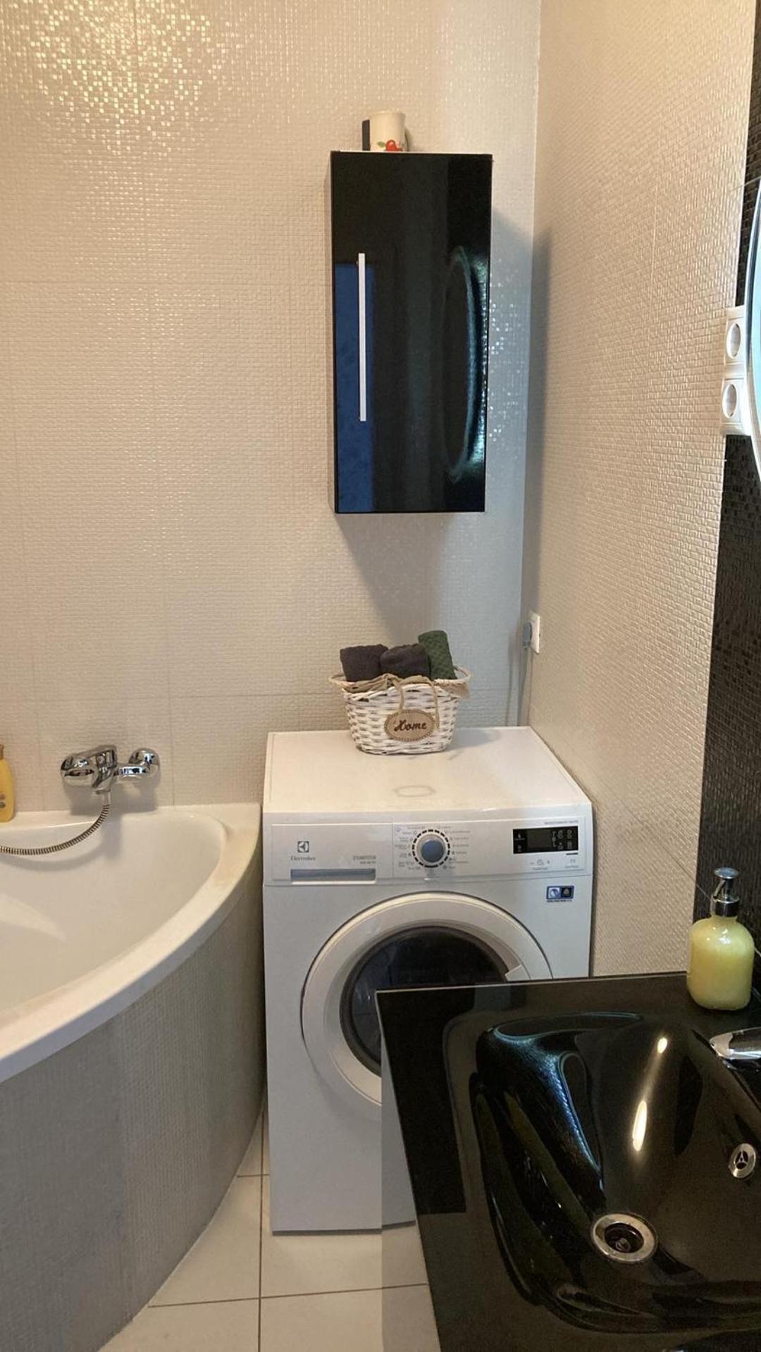 Trendy In The Heart Of The With Balcony Appartement