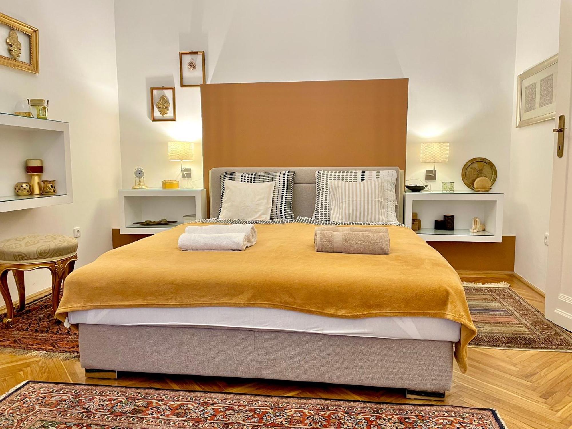 Gold Pearl 2 At St Stephen' S Basilica Apartamento *