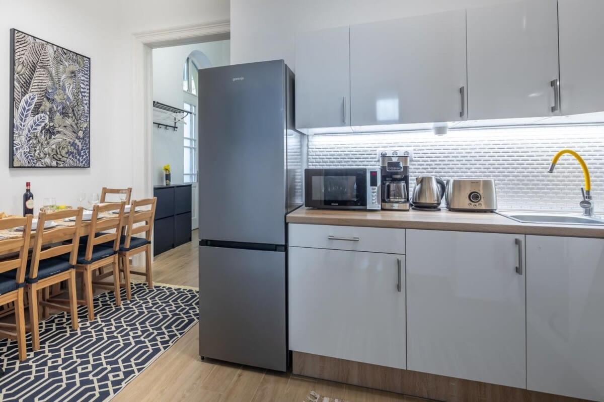 Apartament Very Large With Air Conditioning