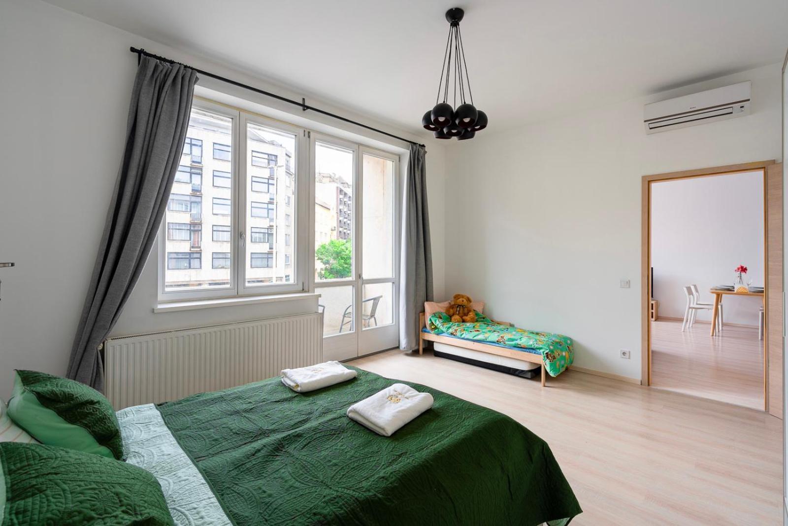 Designer Modern By Buda Castle With Stunning Matthias Church View Lejlighed Budapest