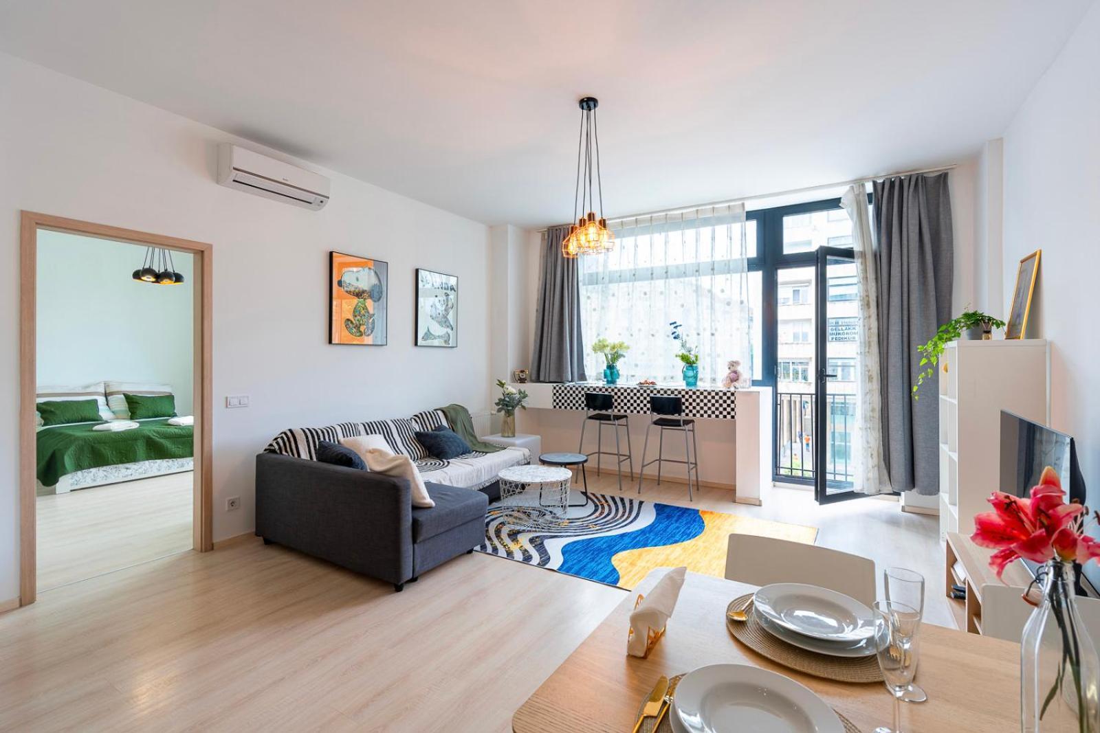 Designer Modern By Buda Castle With Stunning Matthias Church View *