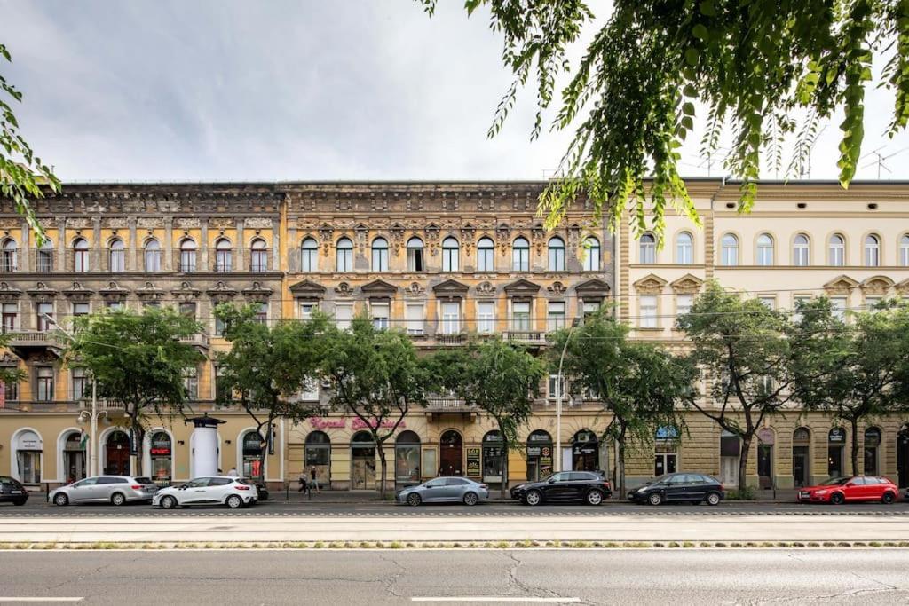 Cityscape Budget Omega Budapeszt