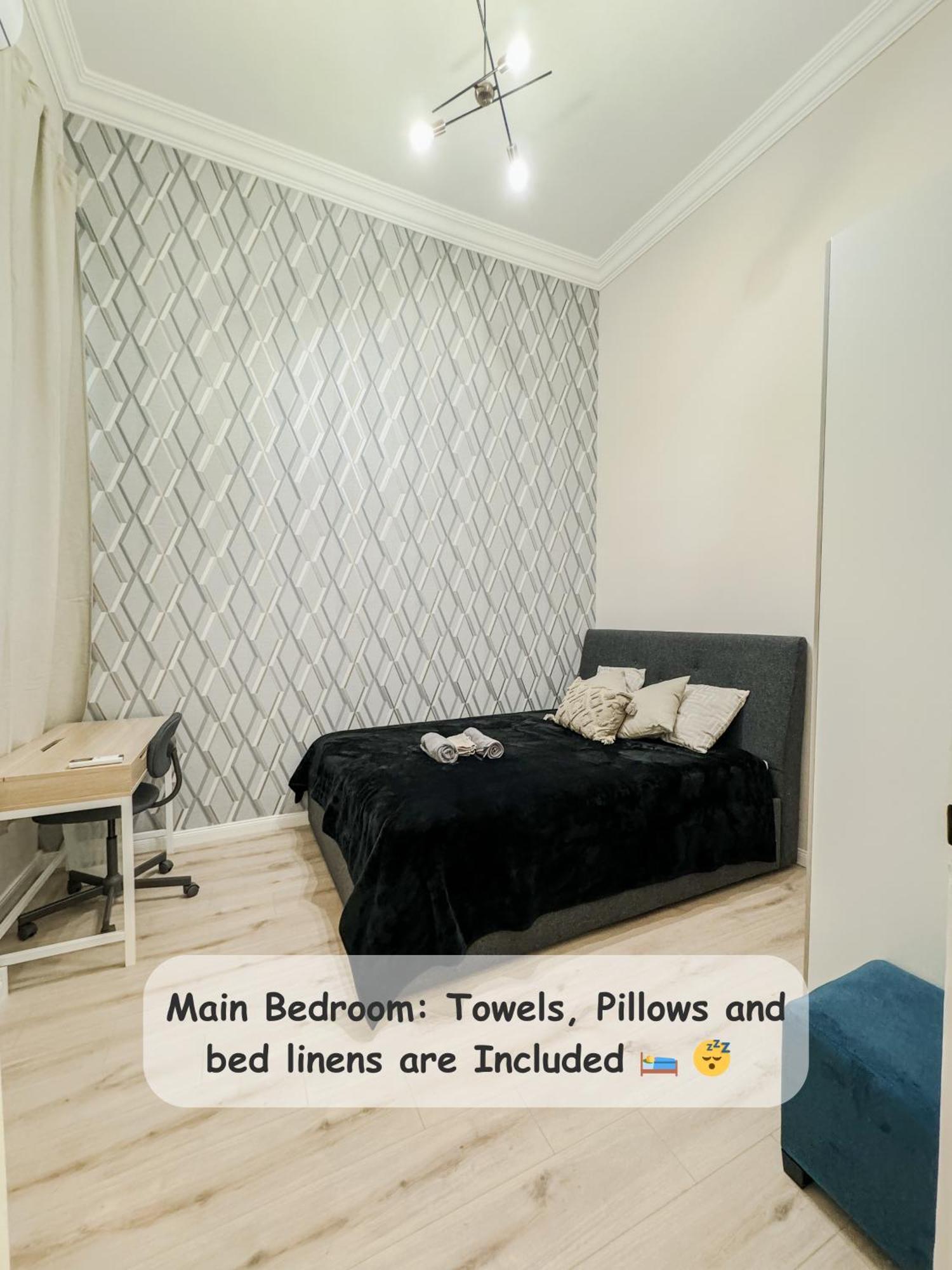 Luxury Parisian Designed 3-bedroom Gem In Heart Of Apartament Budapeszt