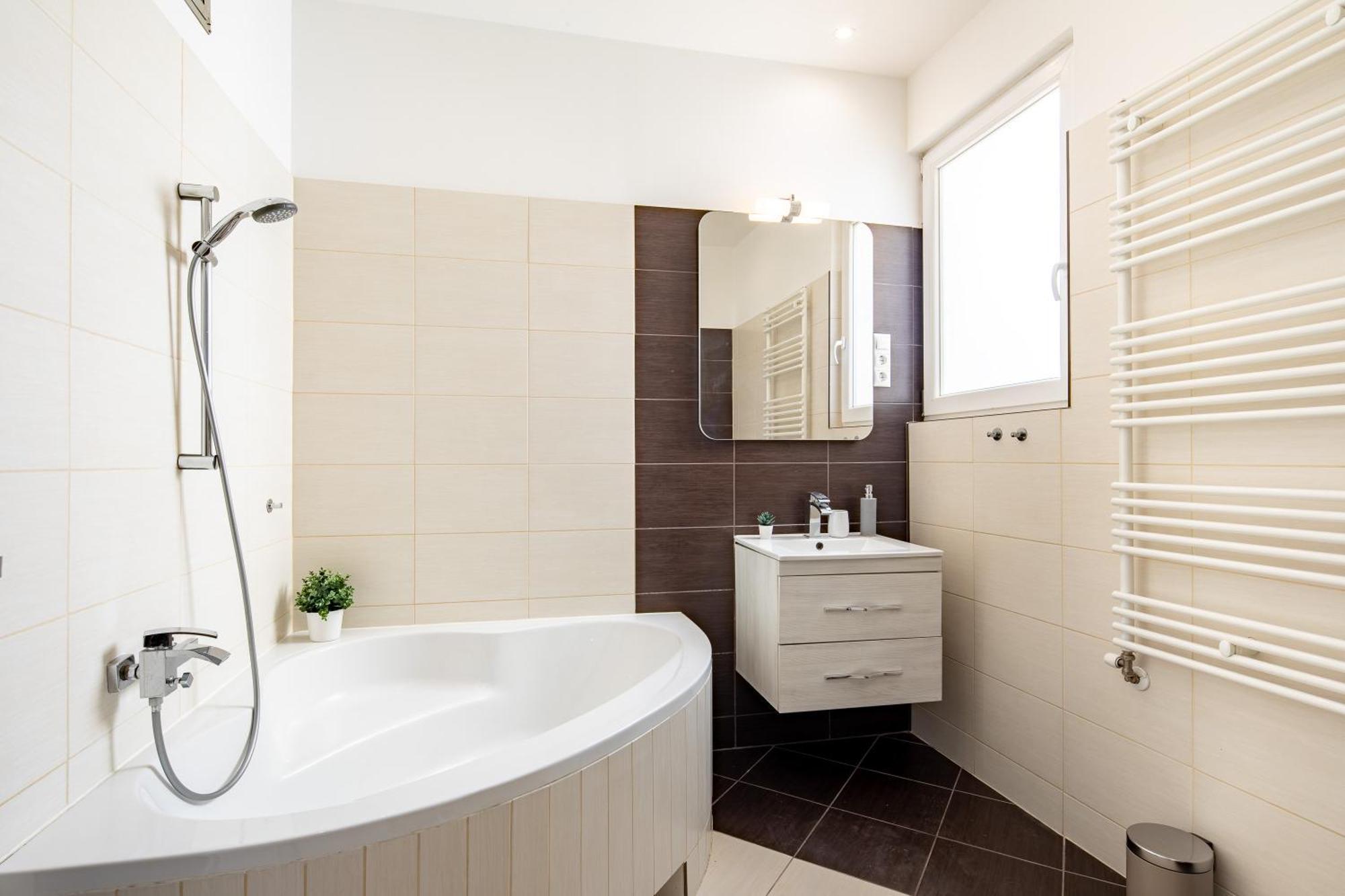 Appartamento Sunny Three Bedroom Budapest