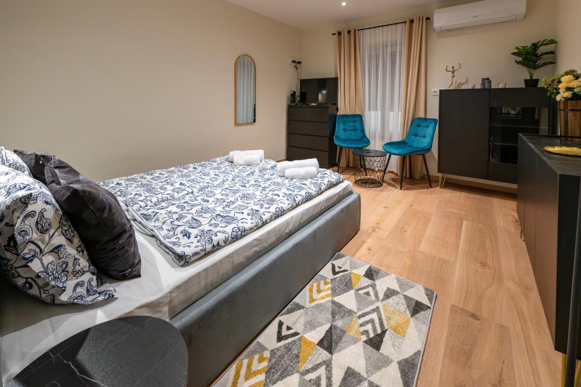 Astoria R91 One Bedroom Apartment Budapest