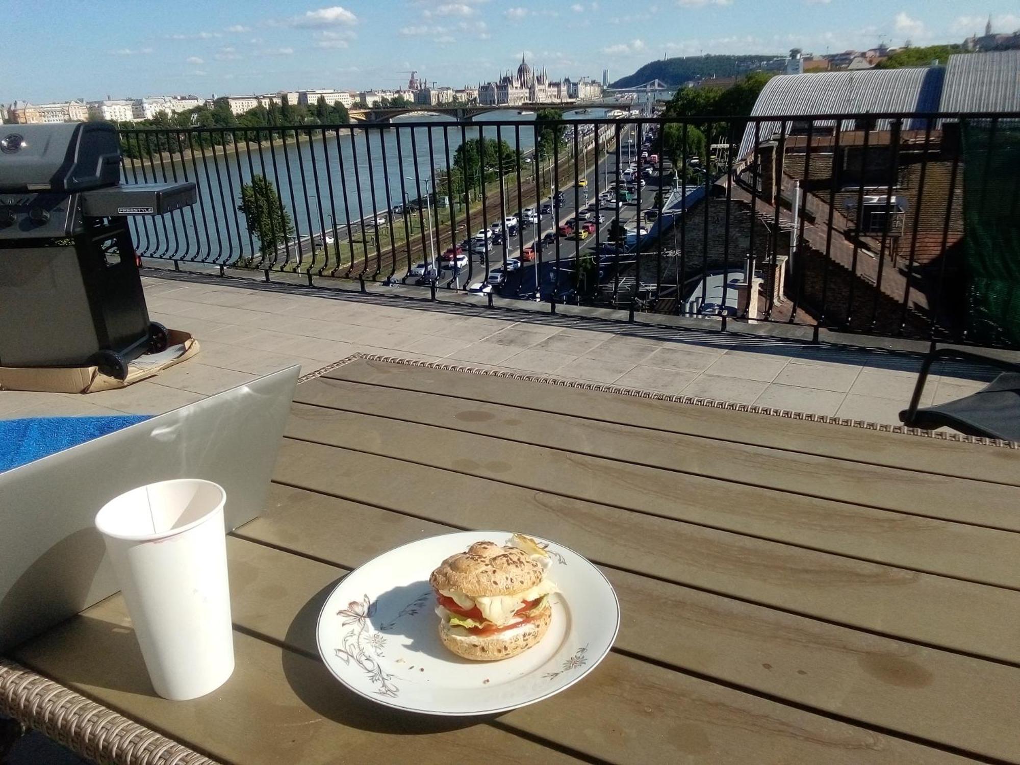Appartamento A Rooftop Near Danube And Margareth Island Budapest