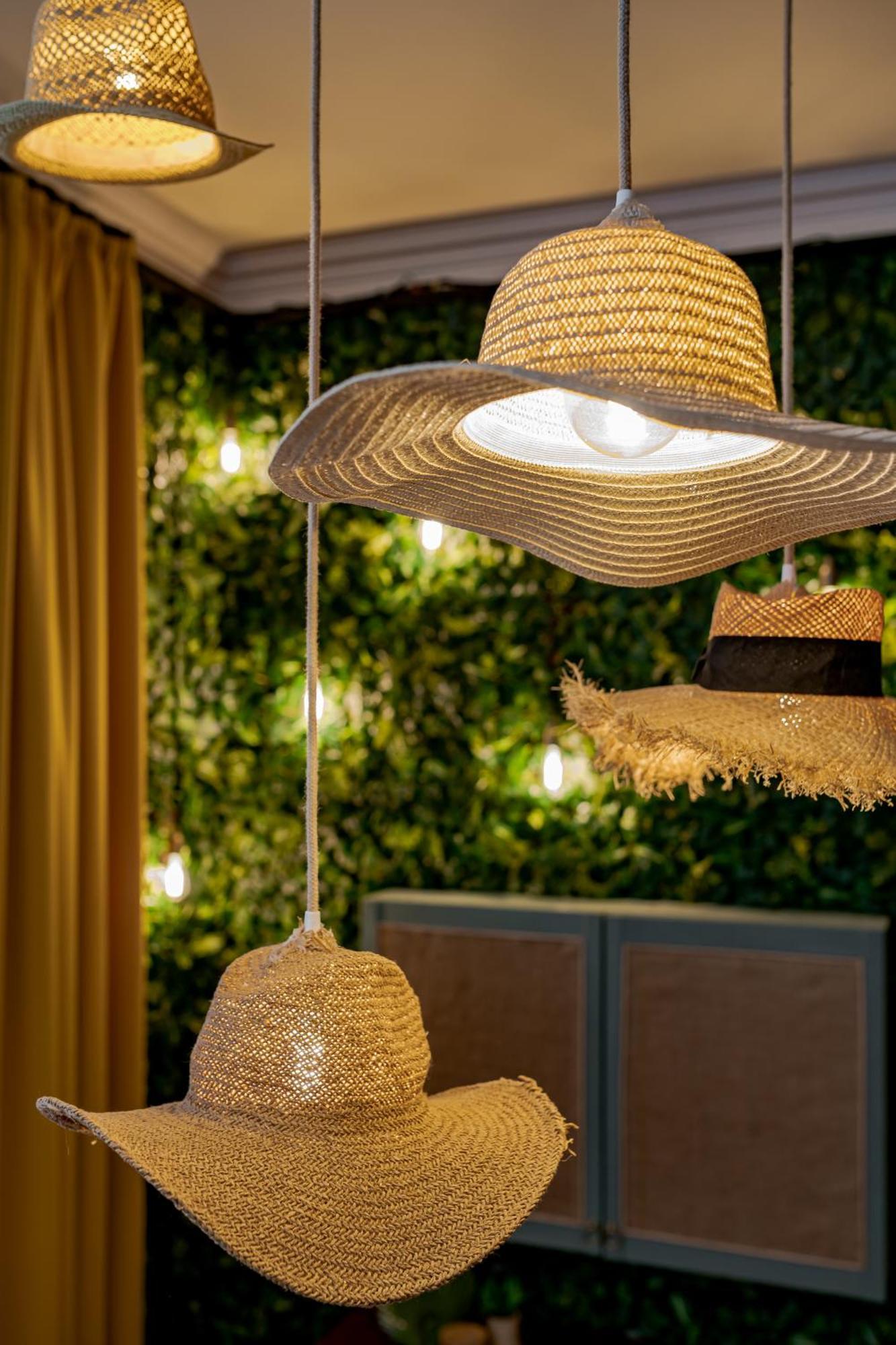 Jungle Aesthetics Downtown Aircon And Garage Parking Apartamento Budapest