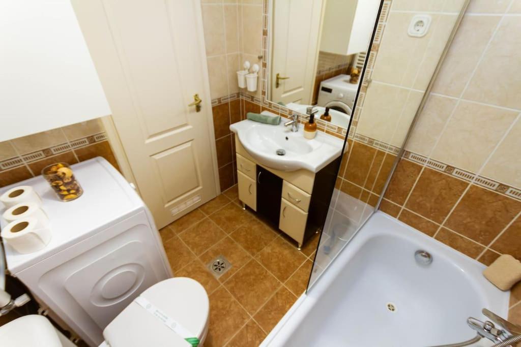 Apartamento Family Lux Lounge In Voeroesmarty Street By Nw
