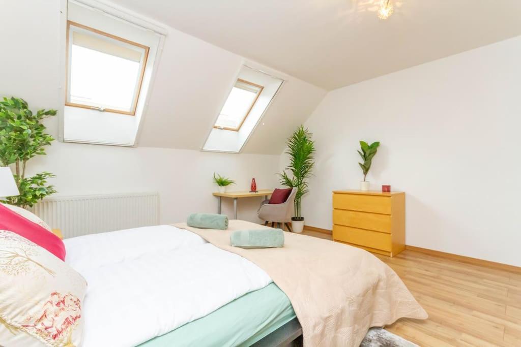 Apartamento Family Lux Lounge In Voeroesmarty Street By Nw Budapest
