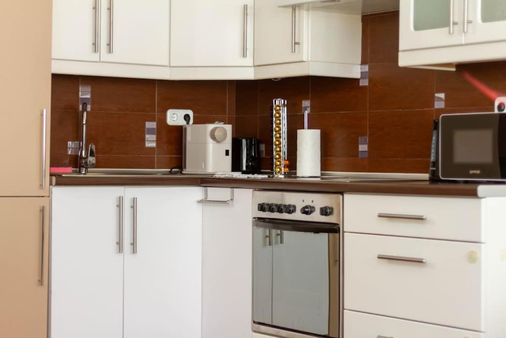 Family Lux Lounge In Voeroesmarty Street By Nw Apartamento