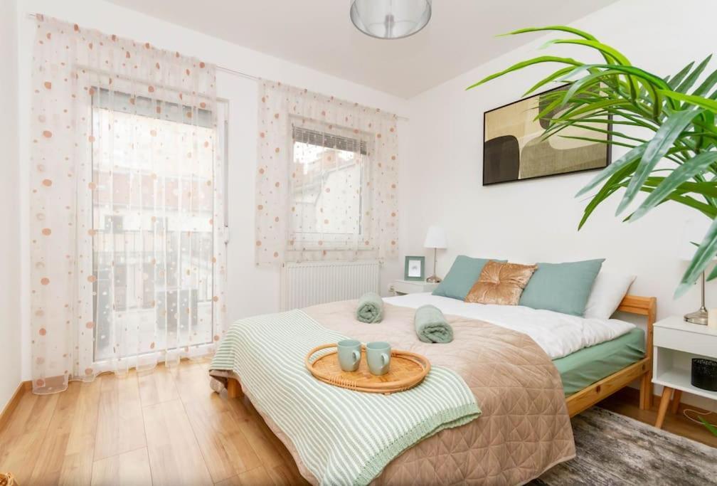 Apartamento Family Lux Lounge In Voeroesmarty Street By Nw *