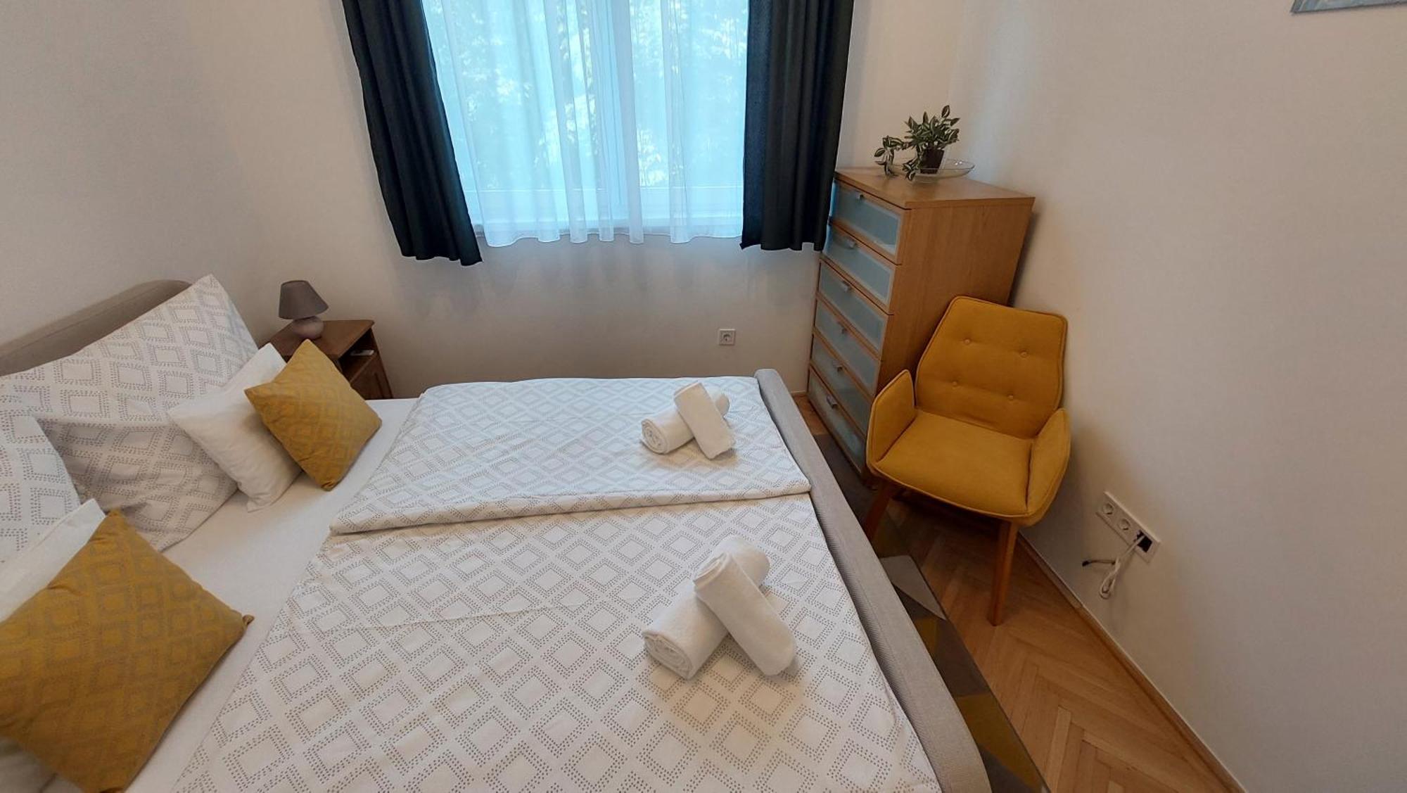 Comfy And Stylish Jewelry Box Apartman Budapest