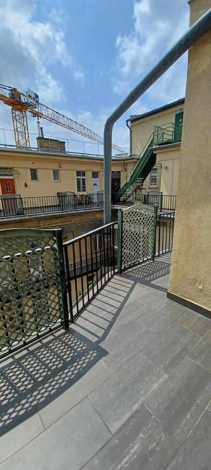 Virag Apartment *