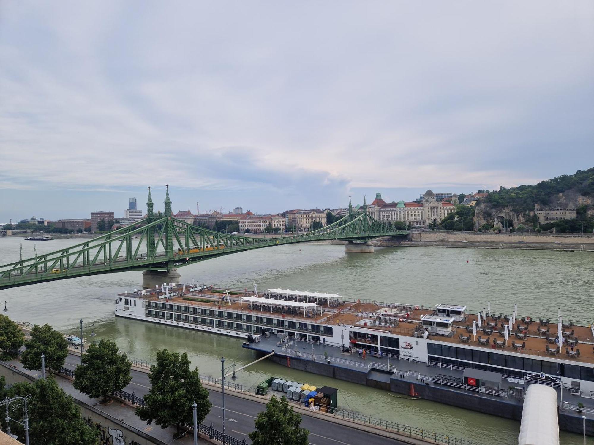 Danube Wonder View * Budapest