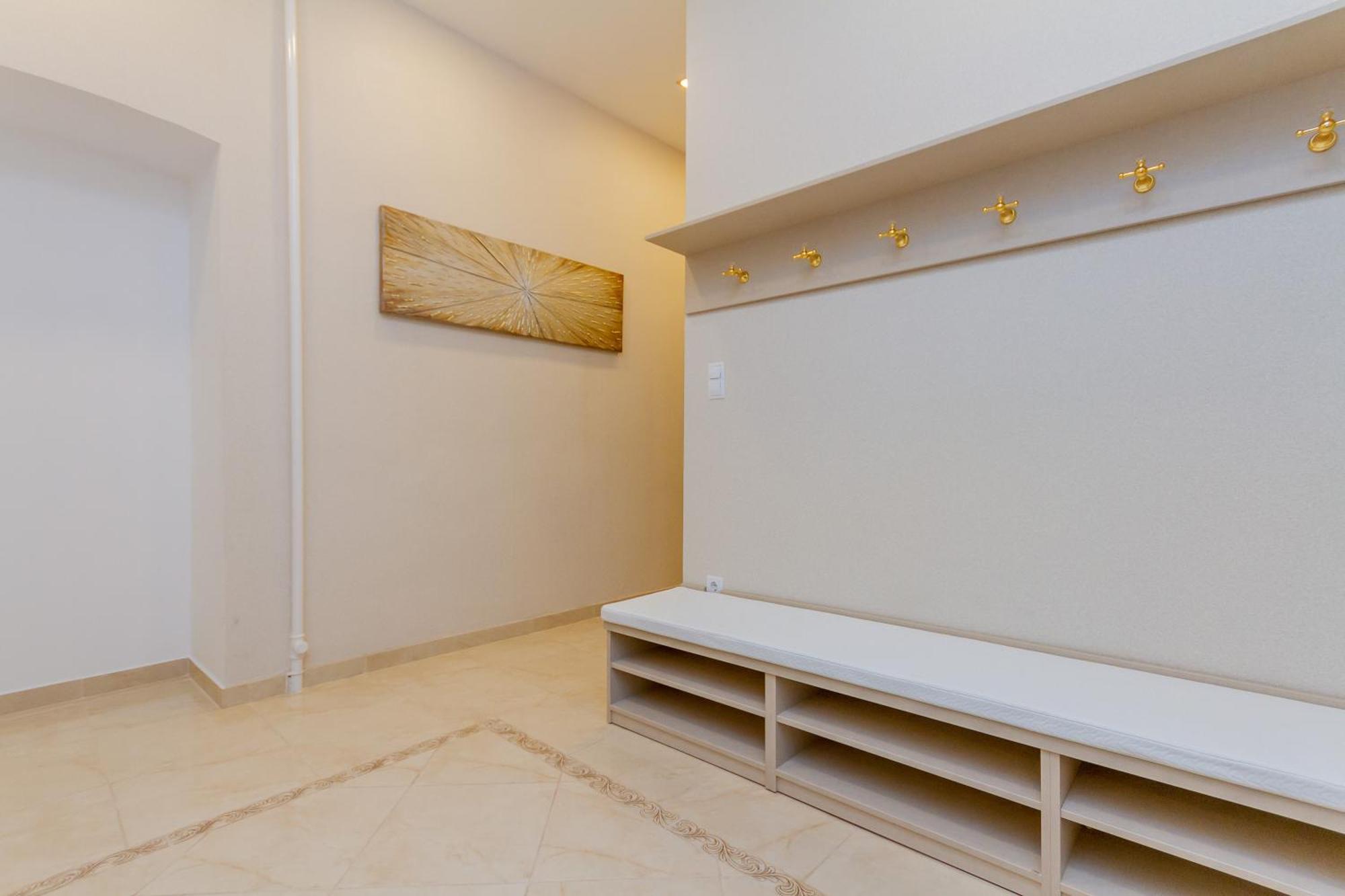 Luxury With Balcony And Sauna Apartament Budapeszt