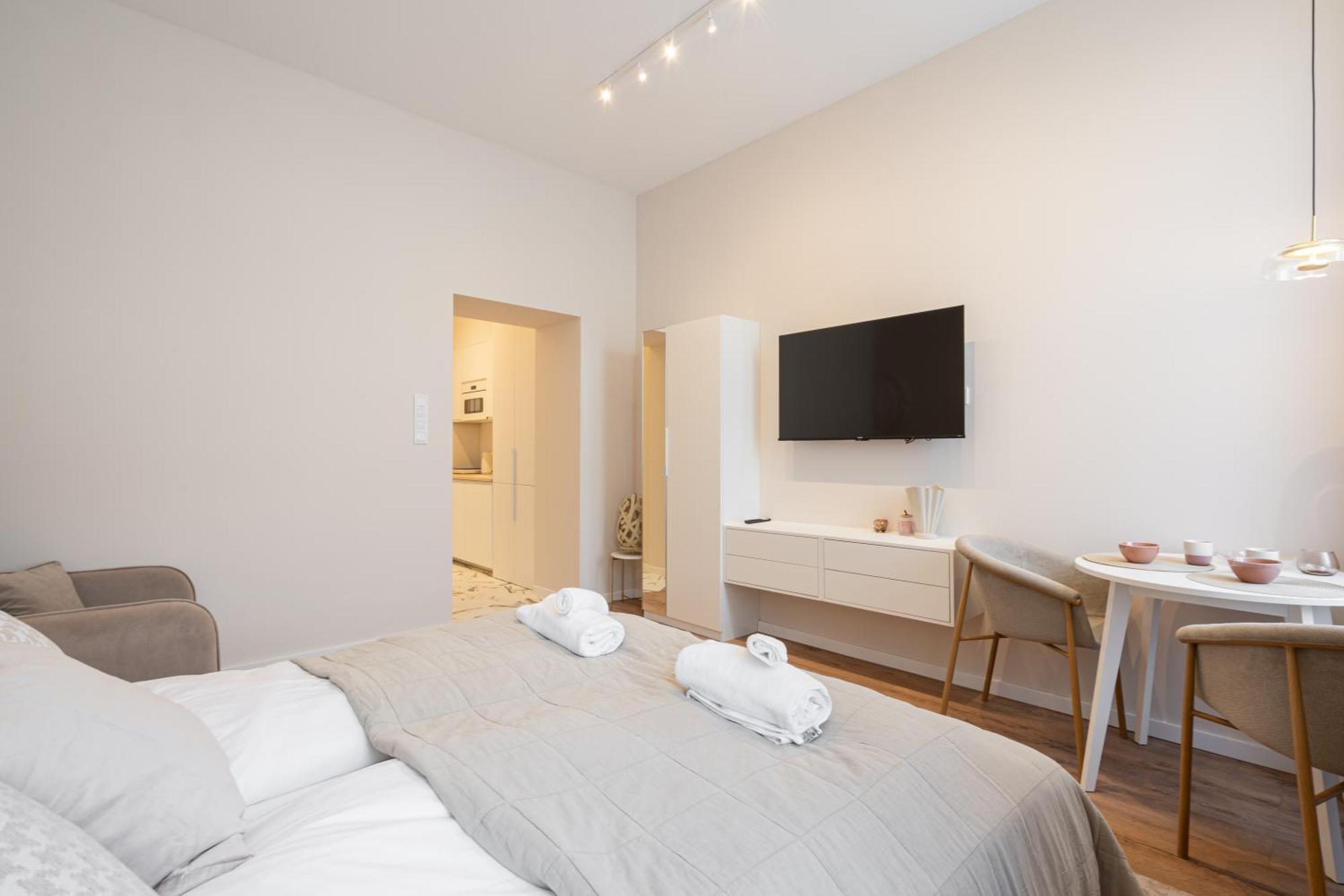 A43 - Akacfa Street Heritage - Location By Bqa Apartamento *