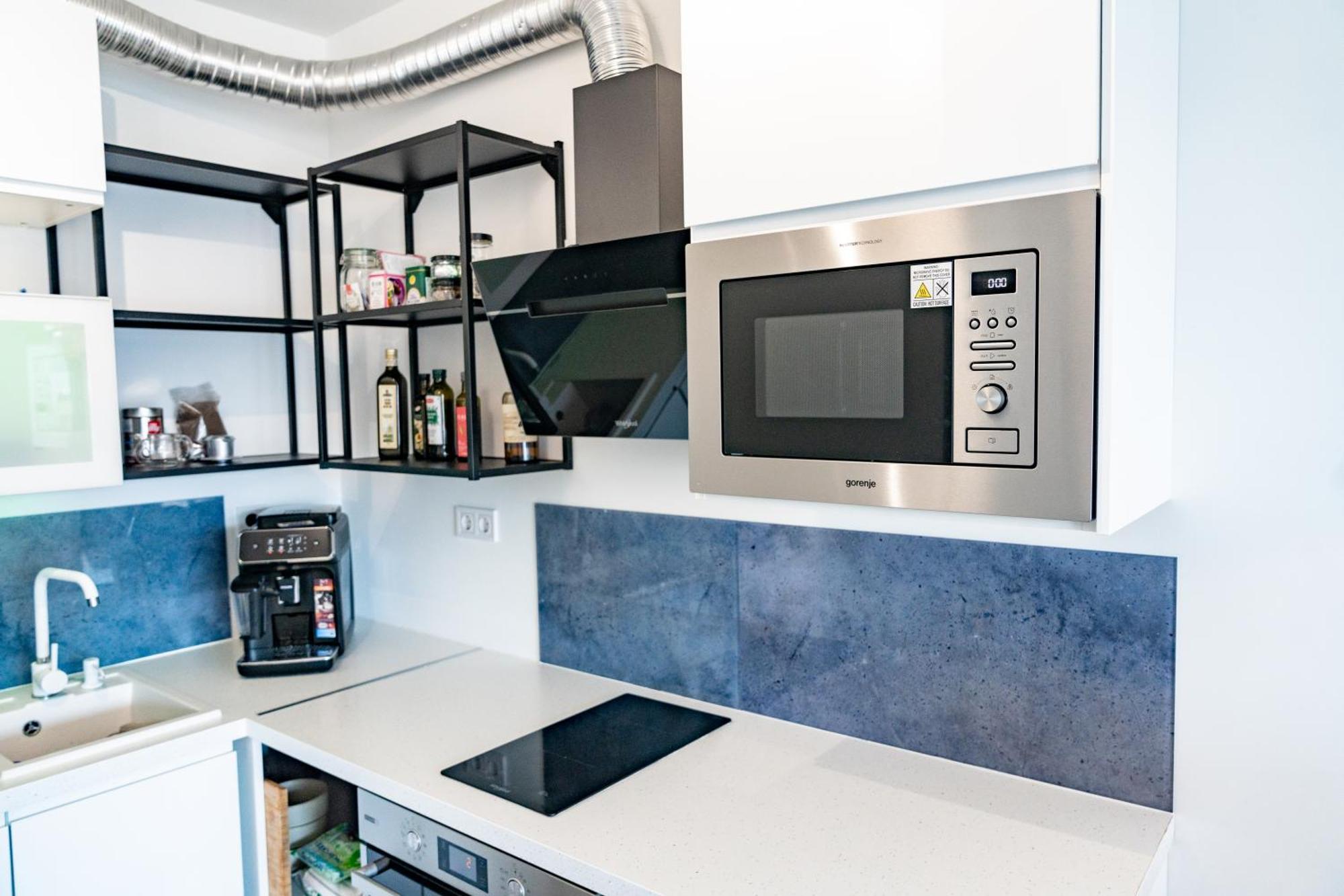 Waterfront Buda Hills Views&free Parking Apartamento