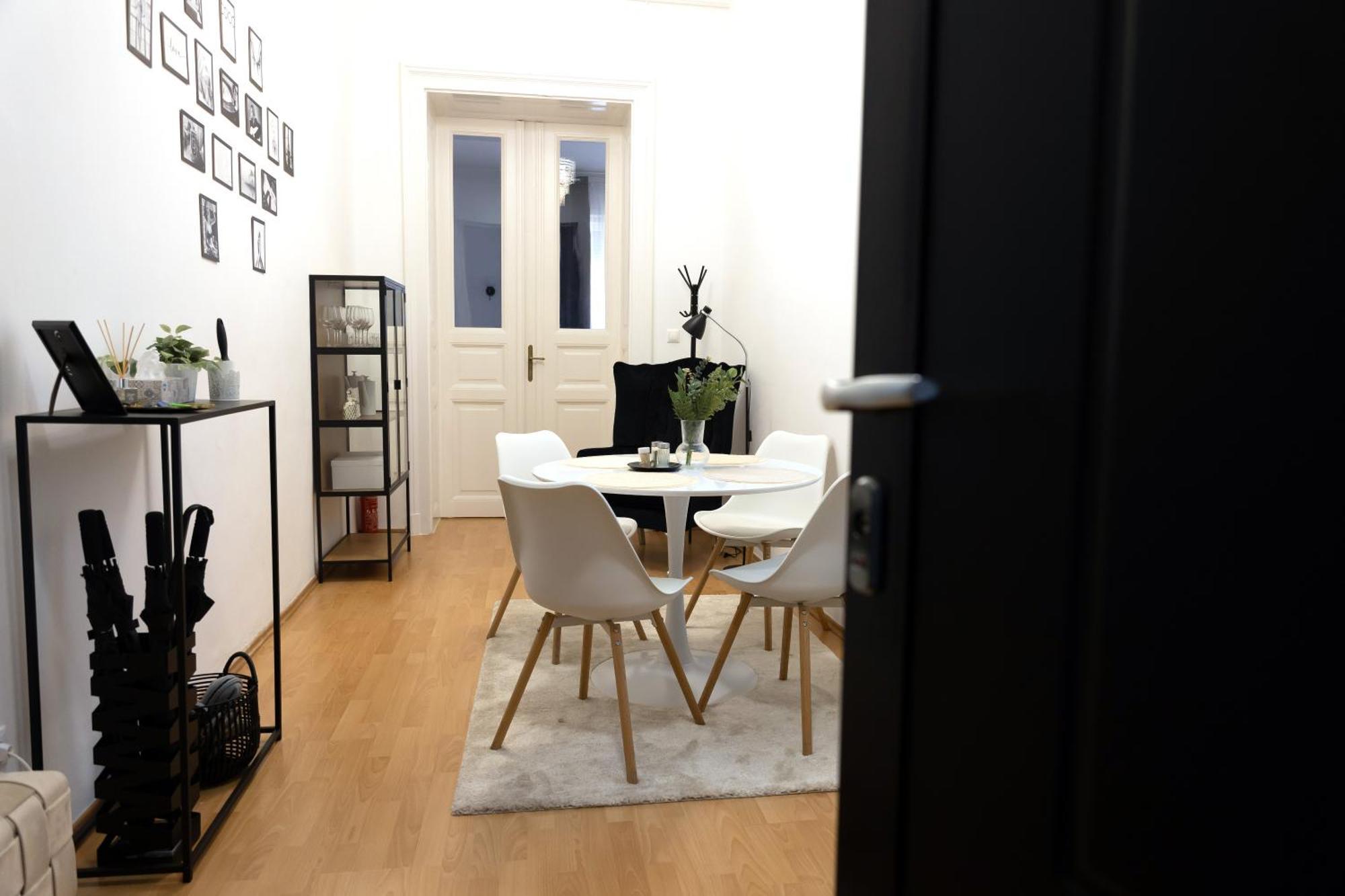 Apartment Elizabeth Boulevard