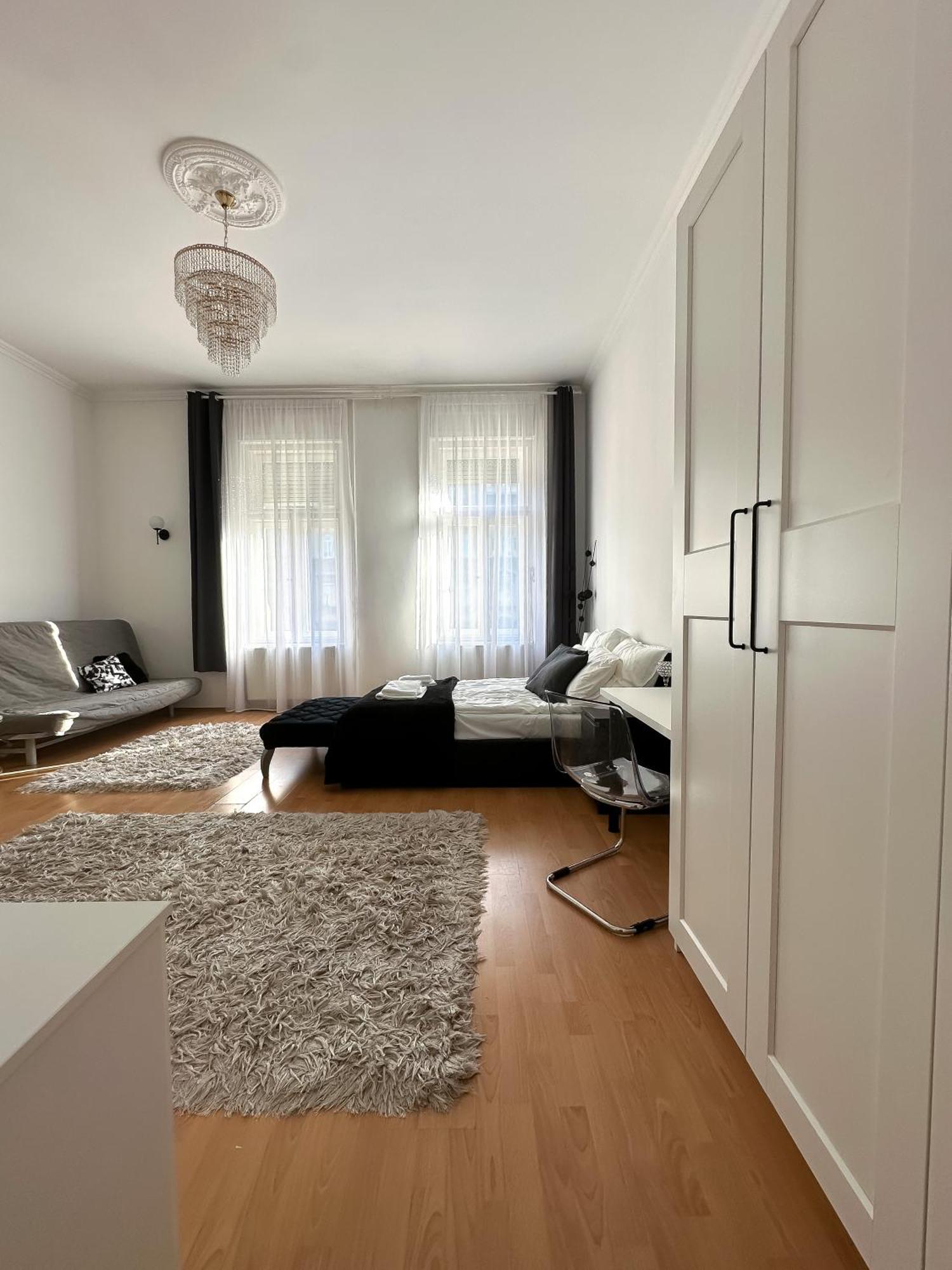 Elizabeth Boulevard Budapest