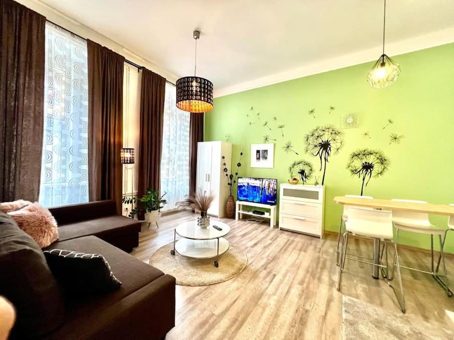 Apartment Szanna Citycenter *