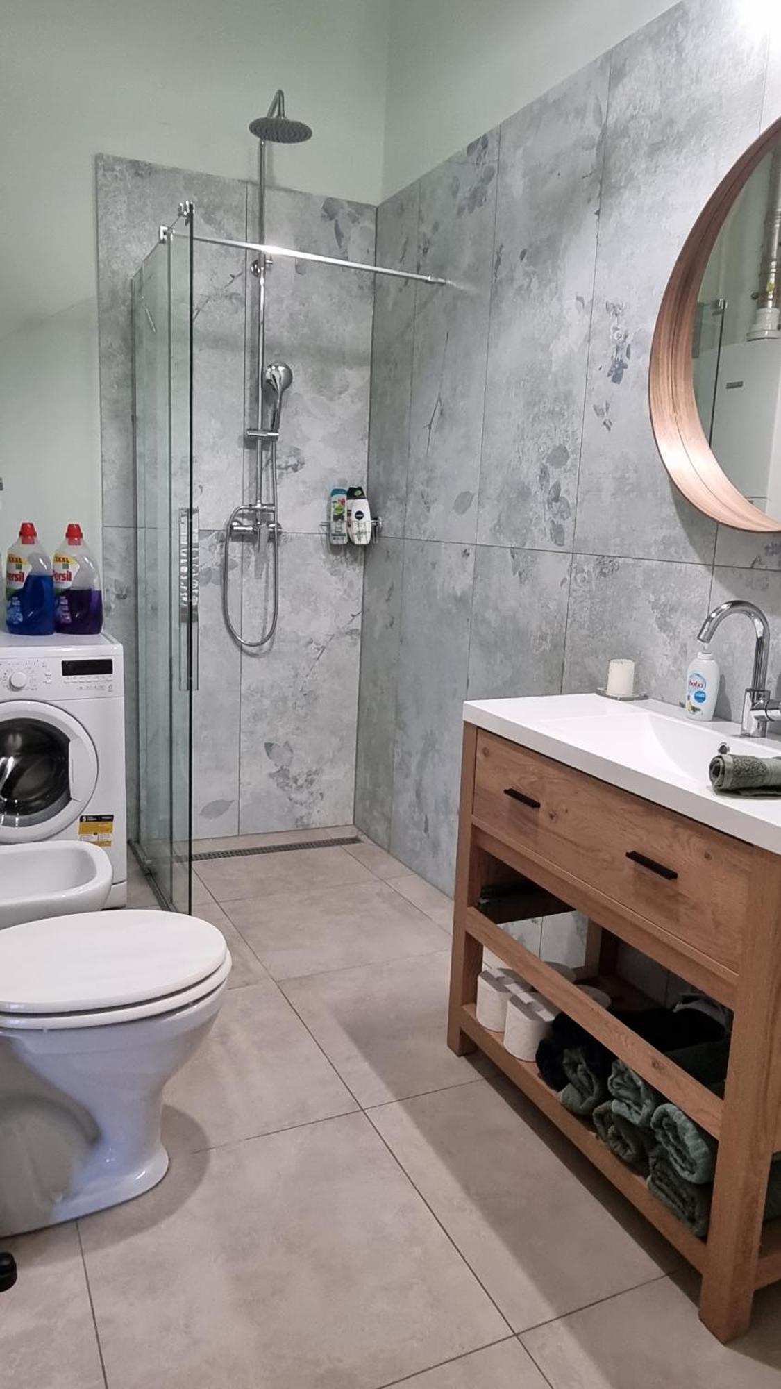 Citypark Getaway Quiet Historic Flat & Free Parking *