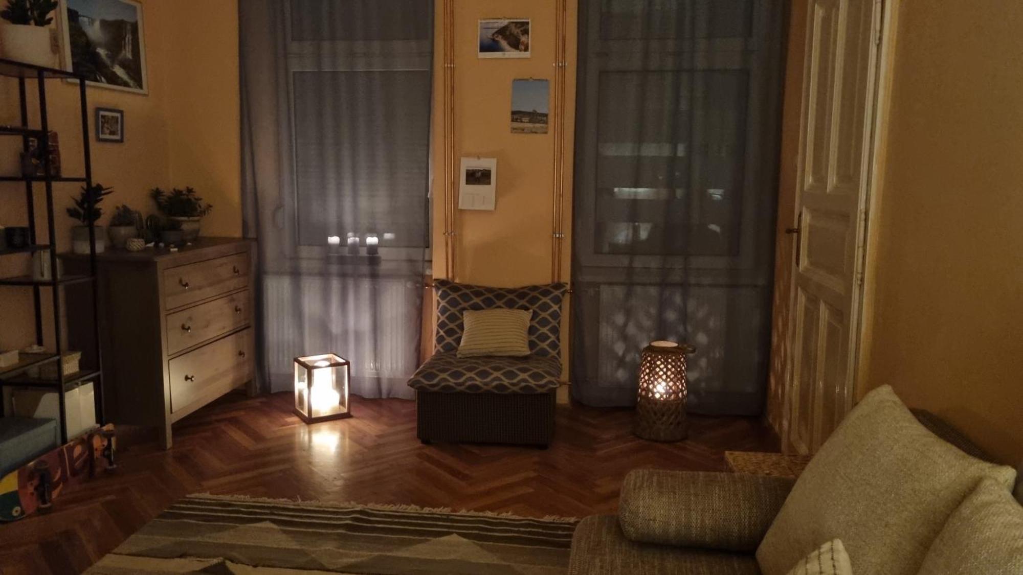 Citypark Getaway Quiet Historic Flat & Free Parking