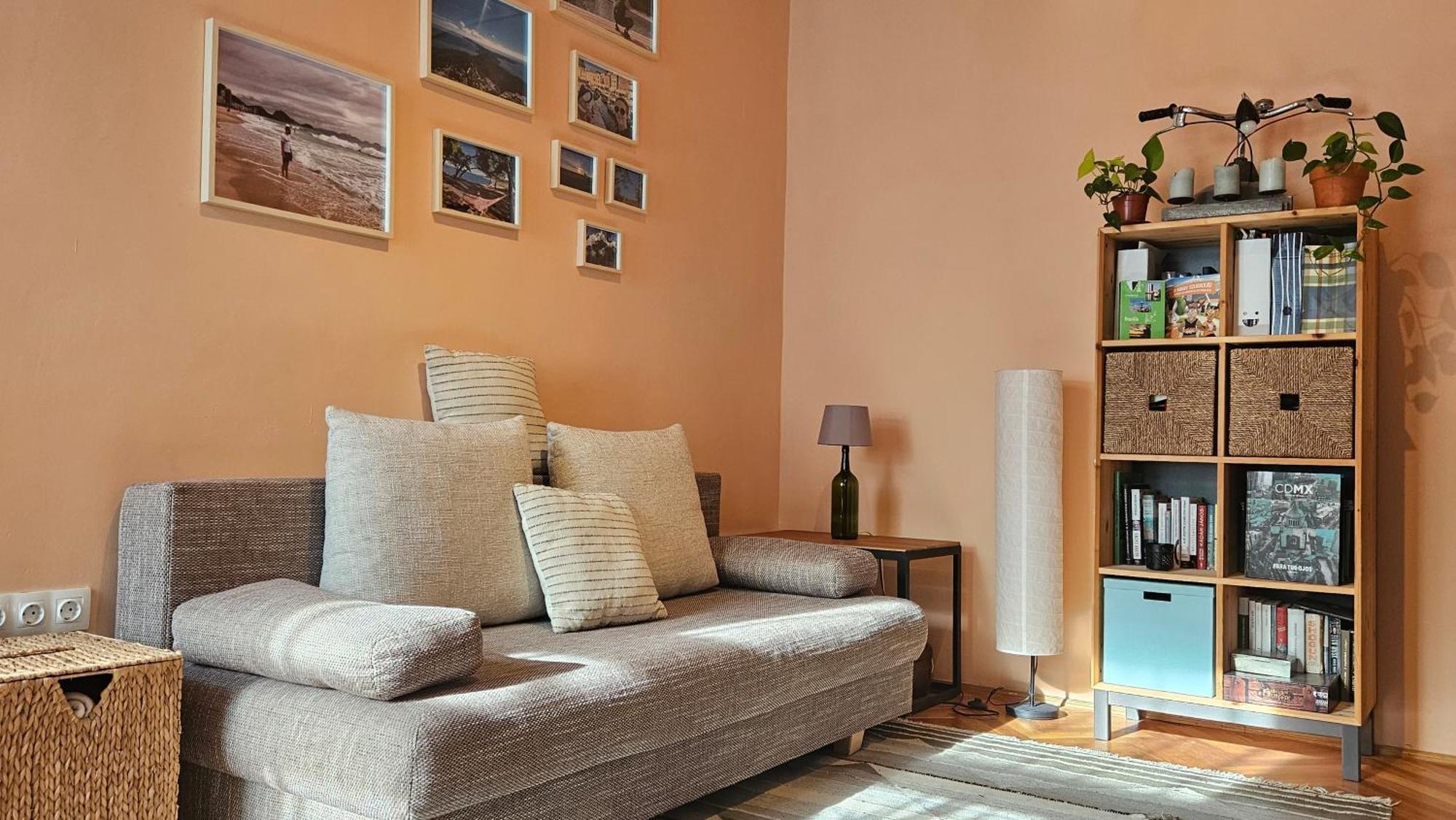 Citypark Getaway Quiet Historic Flat & Free Parking Appartement Boedapest
