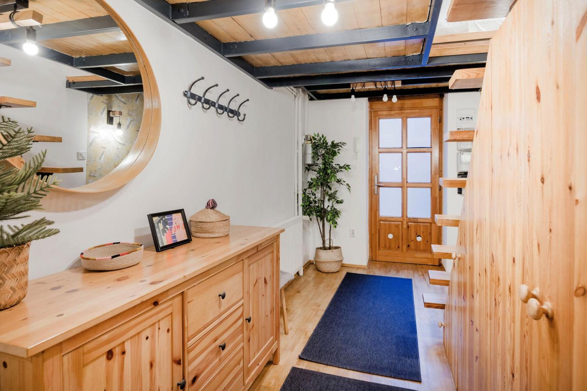 Wellness Wonderland Garden, Sauna, Jacuzzi In Cbd * Budapest