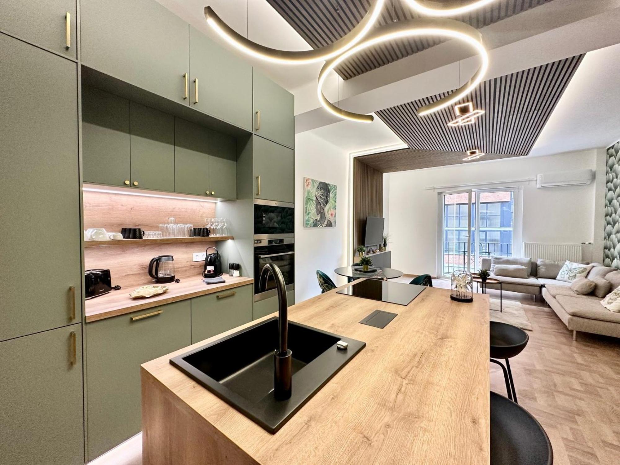 Brand New Westendhome Apartment#freeparking Apartamento
